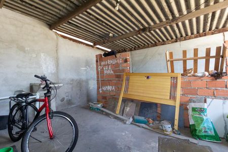 Casa à venda com 80m², 4 quartos e 2 vagas Casa à venda com 80m², 4 quartos e 2 vagasÁrea de Serviço