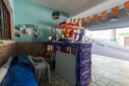 Casa à venda com 80m², 4 quartos e 2 vagas Casa à venda com 80m², 4 quartos e 2 vagasGaragem