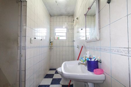 Casa à venda com 80m², 4 quartos e 2 vagas Casa à venda com 80m², 4 quartos e 2 vagasBanheiro 2