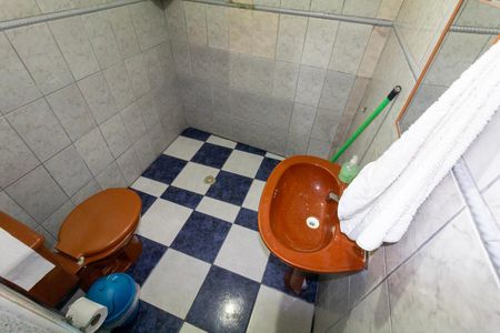 Casa à venda com 80m², 4 quartos e 2 vagas Casa à venda com 80m², 4 quartos e 2 vagasBanheiro 1