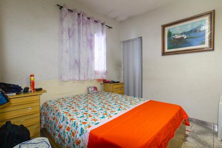 Casa à venda com 80m², 4 quartos e 2 vagas Casa à venda com 80m², 4 quartos e 2 vagasQuarto 1