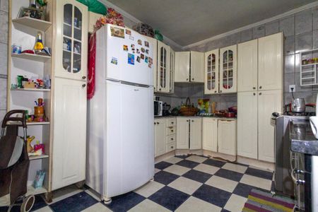 Casa à venda com 80m², 4 quartos e 2 vagas Casa à venda com 80m², 4 quartos e 2 vagasCozinha