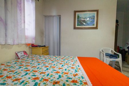 Casa à venda com 80m², 4 quartos e 2 vagas Casa à venda com 80m², 4 quartos e 2 vagasQuarto 1