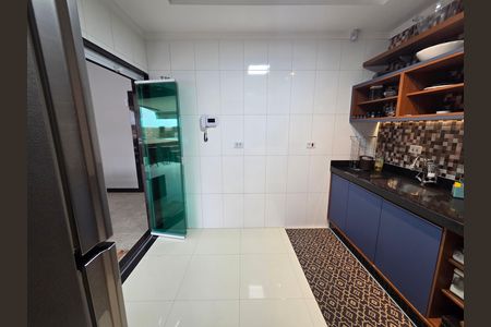 Casa para alugar com 250m², 2 quartos e 2 vagas Casa para alugar com 250m², 2 quartos e 2 vagasCozinha