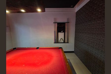 Casa para alugar com 250m², 2 quartos e 2 vagas Casa para alugar com 250m², 2 quartos e 2 vagasSala de Jogos