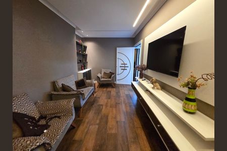 Casa para alugar com 250m², 2 quartos e 2 vagas Casa para alugar com 250m², 2 quartos e 2 vagasSala