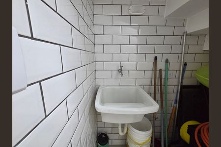 Casa para alugar com 250m², 2 quartos e 2 vagas Casa para alugar com 250m², 2 quartos e 2 vagasÁrea de Serviço