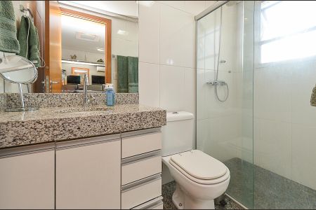 Apartamento à venda com 119m², 4 quartos e 4 vagasBanheiro Suíte