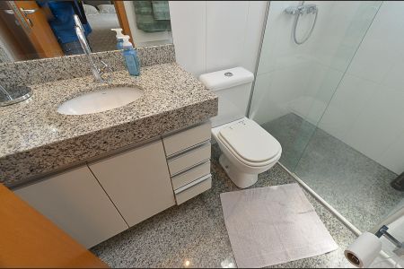 Apartamento à venda com 119m², 4 quartos e 4 vagasBanheiro Suíte