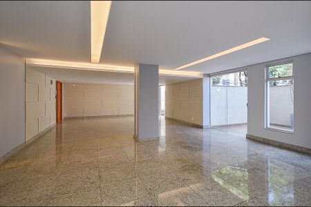 Apartamento à venda com 119m², 4 quartos e 4 vagasÁrea comum - Salão de festas