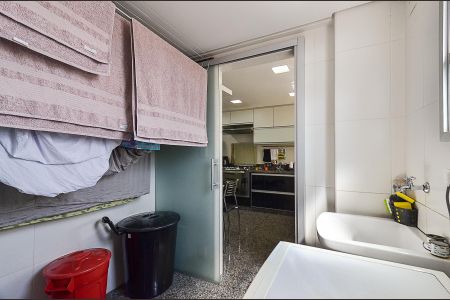 Apartamento à venda com 119m², 4 quartos e 4 vagasÁrea de Serviço