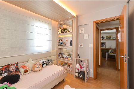 Apartamento à venda com 119m², 4 quartos e 4 vagasQuarto 1