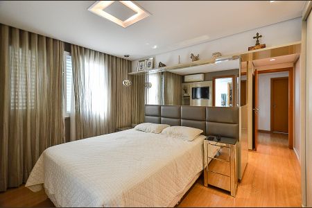 Apartamento à venda com 119m², 4 quartos e 4 vagasSuíte