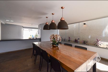 Apartamento à venda com 119m², 4 quartos e 4 vagasÁrea comum - Churrasqueira