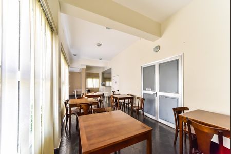 Apartamento para alugar com 69m², 2 quartos e 1 vagaÁrea comum - Salão de festas