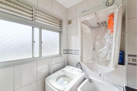 Apartamento para alugar com 69m², 2 quartos e 1 vagaCozinha e Área de Serviço