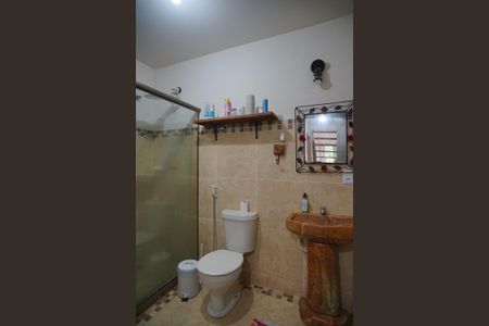 Casa à venda com 186m², 4 quartos e 3 vagasBanheiro Social