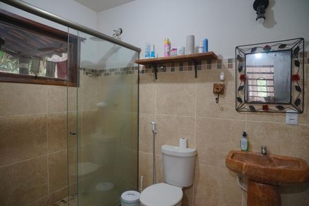 Casa à venda com 186m², 4 quartos e 3 vagasBanheiro Social
