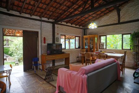 Casa à venda com 186m², 4 quartos e 3 vagasSala