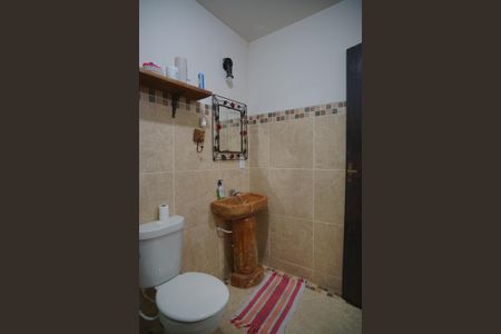 Casa à venda com 186m², 4 quartos e 3 vagasBanheiro Social