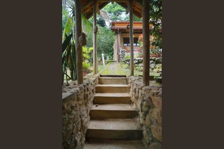 Casa à venda com 186m², 4 quartos e 3 vagasEntrada