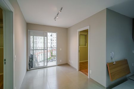 Sala de apartamento para alugar com 2 quartos, 37m² em Vila Butantã, São Paulo