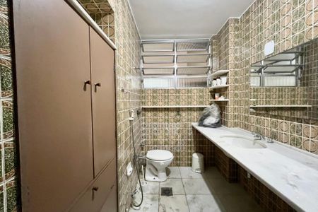 Apartamento para alugar com 280m², 5 quartos e 2 vagasBanheiro 1
