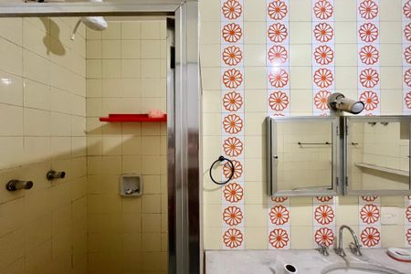 Apartamento para alugar com 280m², 5 quartos e 2 vagasBanheiro 2