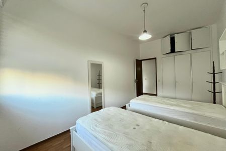 Apartamento para alugar com 280m², 5 quartos e 2 vagasQuarto 4