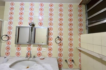 Apartamento para alugar com 280m², 5 quartos e 2 vagasBanheiro 2