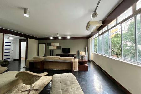 Sala  de apartamento para alugar com 5 quartos, 280m² em Copacabana, Rio de Janeiro