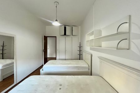 Apartamento para alugar com 280m², 5 quartos e 2 vagasQuarto 4