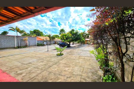 Casa à venda com 219m², 3 quartos e 1 vaga