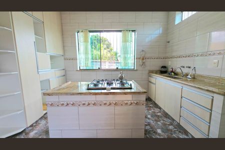 Casa à venda com 3 quartos, 219m² em Novo Santos Dumont, Lagoa Santa