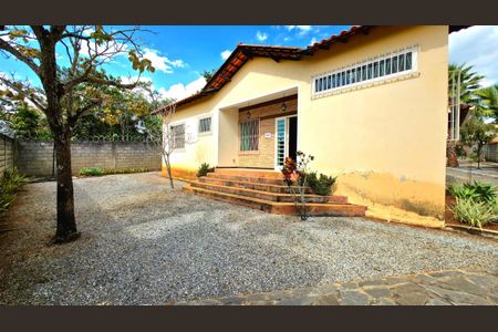 Casa à venda com 3 quartos, 219m² em Novo Santos Dumont, Lagoa Santa