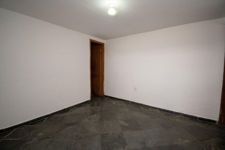Casa à venda com 180m², 5 quartos e 1 vagaCasa 2 - Sala