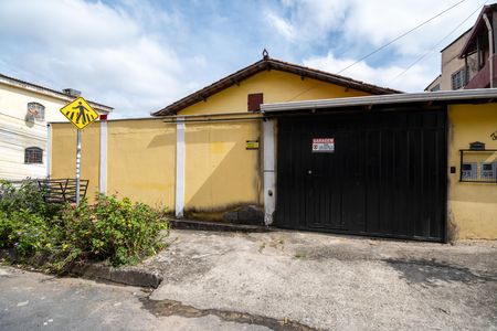 Casa à venda com 180m², 5 quartos e 1 vagaFachada