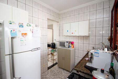 Casa à venda com 180m², 6 quartos e 1 vagaCozinha e Área de Serviço