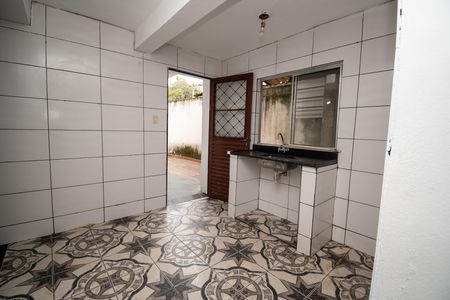 Casa à venda com 180m², 5 quartos e 1 vagaCasa 2 - Cozinha