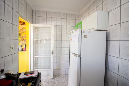 Casa à venda com 180m², 6 quartos e 1 vagaCozinha e Área de Serviço