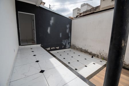 Casa à venda com 180m², 5 quartos e 1 vagaVaranda