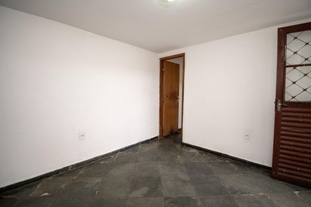 Casa à venda com 180m², 5 quartos e 1 vagaCasa 2 - Sala