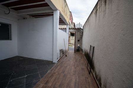Casa à venda com 180m², 5 quartos e 1 vagaÁrea de Serviço