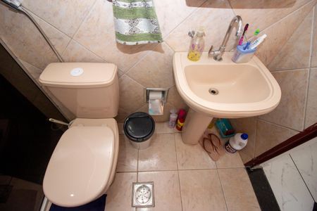 Casa à venda com 180m², 6 quartos e 1 vagaBanheiro Social