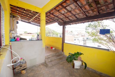 Casa à venda com 180m², 6 quartos e 1 vagaCozinha e Área de Serviço