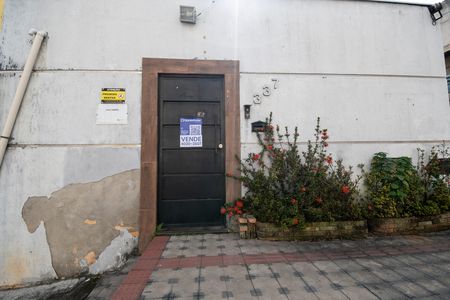 Casa à venda com 180m², 5 quartos e 1 vagaFachada