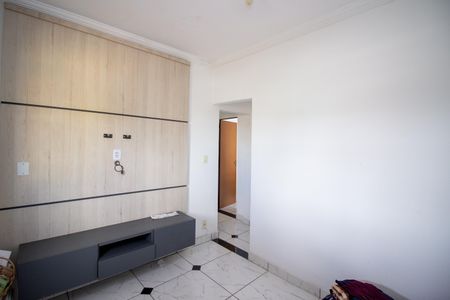 Quarto 2 de casa à venda com 6 quartos, 180m² em Parque Maracana, Contagem