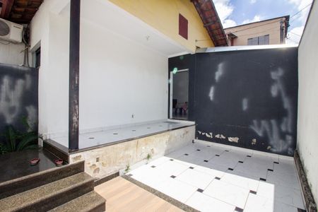 Casa à venda com 180m², 6 quartos e 1 vagaVaranda