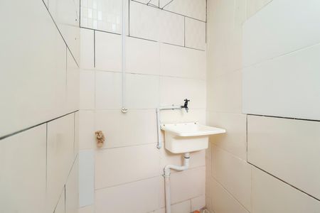 Casa para alugar com 60m², 1 quarto e 1 vagaÁrea de Serviço