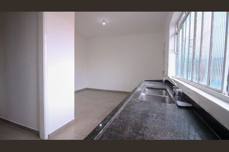 Casa à venda com 357m², 5 quartos e 3 vagasCozinha